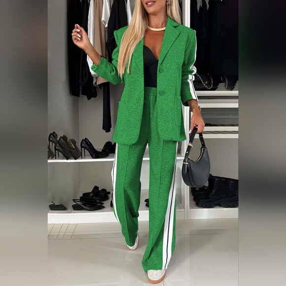 Full Size Contrast Lapel Collar Top and Wide Leg Pants Set - Picture 1 of 5